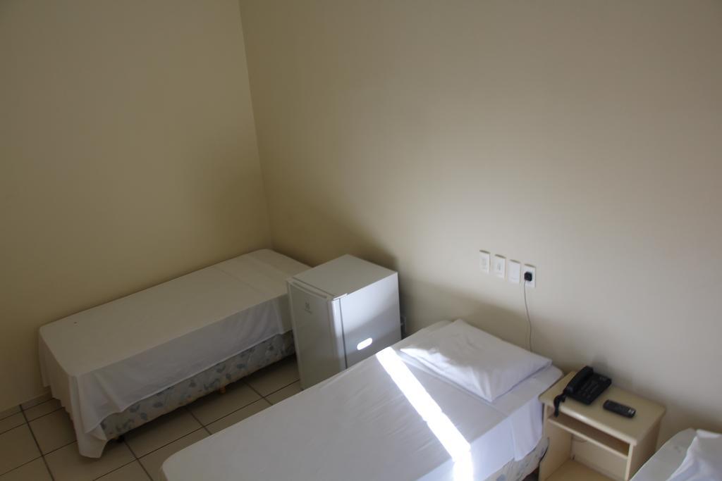 Hotel Beira Rio أكويداوانا الغرفة الصورة