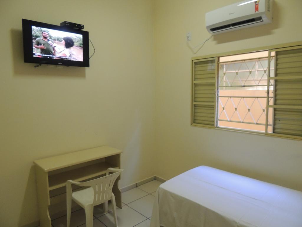 Hotel Beira Rio أكويداوانا الغرفة الصورة